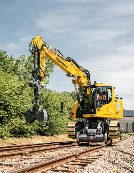 Pelle sur chenilles Liebherr R 914 CR homologuée pour le marché français 